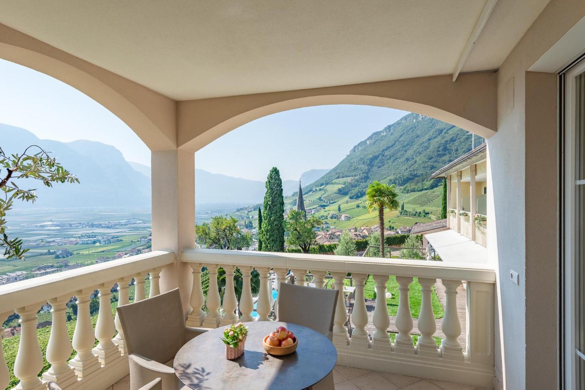 Aparthotel Panorama Tramin an der Weinstraße Exterior foto