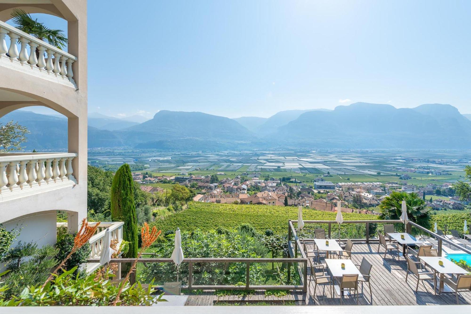 Aparthotel Panorama Tramin an der Weinstraße Exterior foto